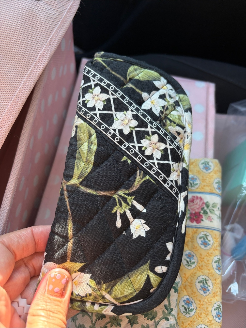 Vera Bradley 2 Floral Quilted Glass case Accents Jasmin lilac thyme yellow sold - Picture 2 of 10